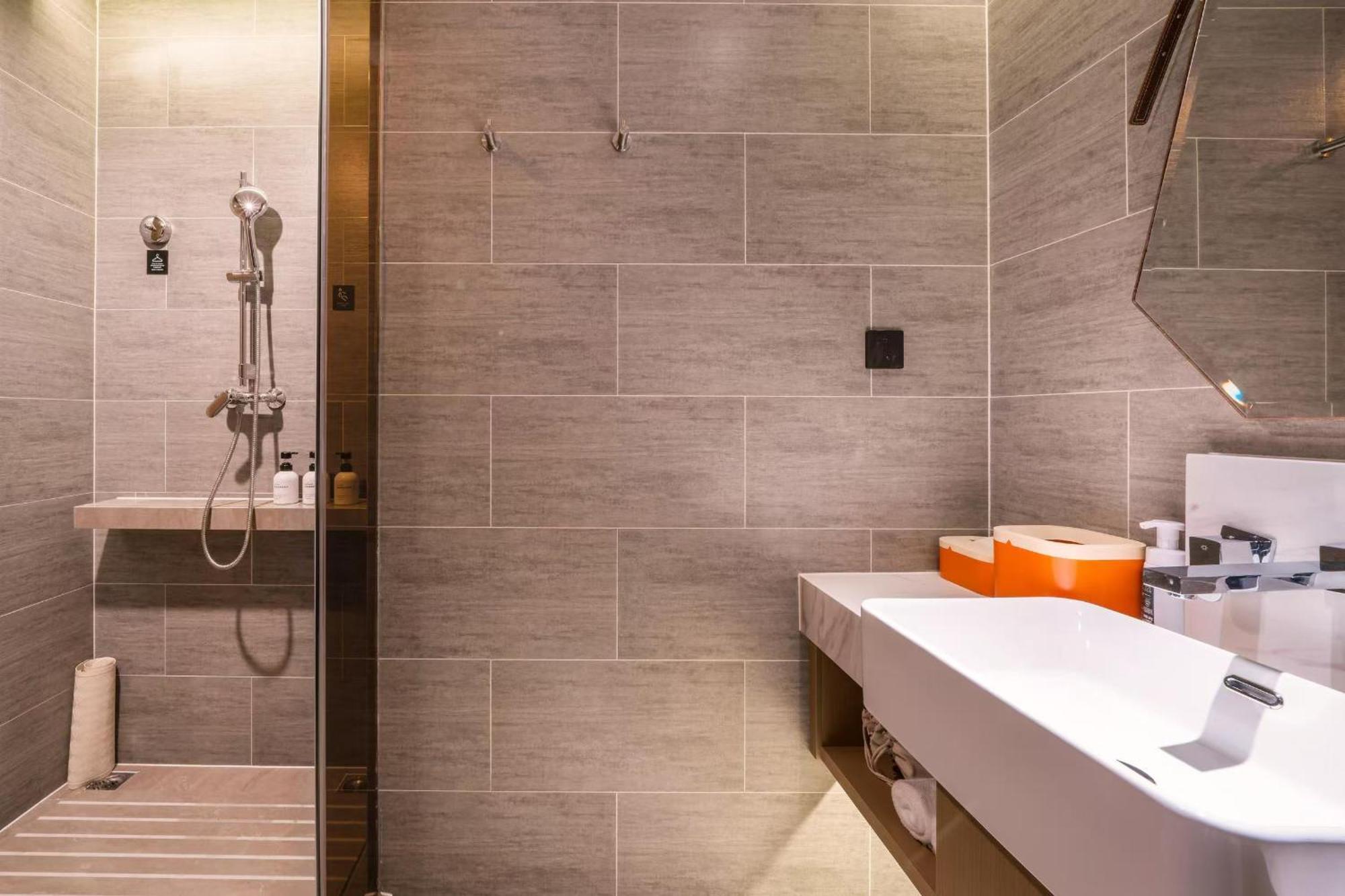 Atour Hotel Luzhou Bubugao New World Extérieur photo